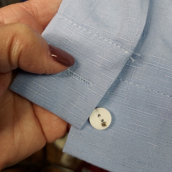 Lt. Blue NWT XL Top crochet lace at neck no fabic label - Picture 7 of 9